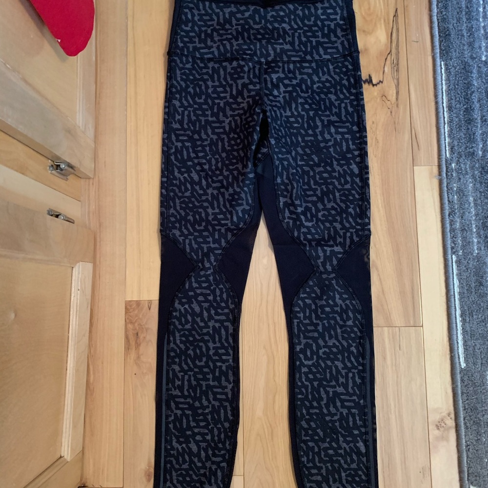 Lululemon patterned and mesh back leggings